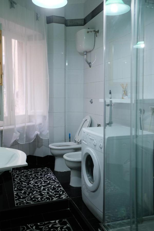 Le Stanze Di Sofia Bed & Breakfast ซาแลร์โน ภายนอก รูปภาพ