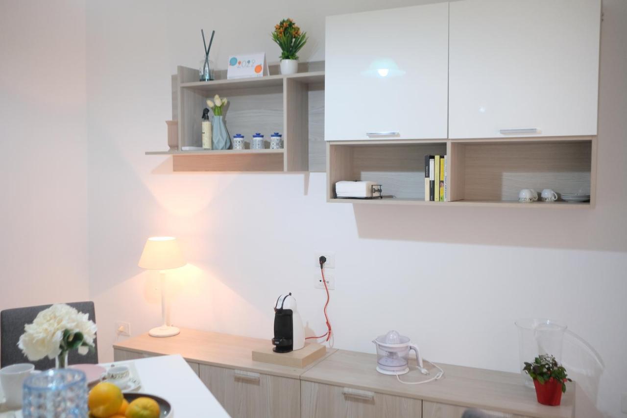 Le Stanze Di Sofia Bed & Breakfast ซาแลร์โน ภายนอก รูปภาพ